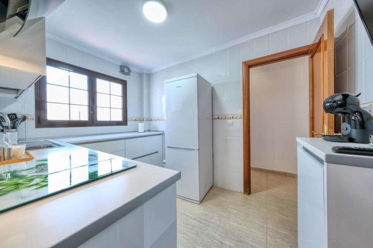 Dom wakacyjny Casa Yare, Shared Pool, Air-con, Fast Wifi Costa Teguise