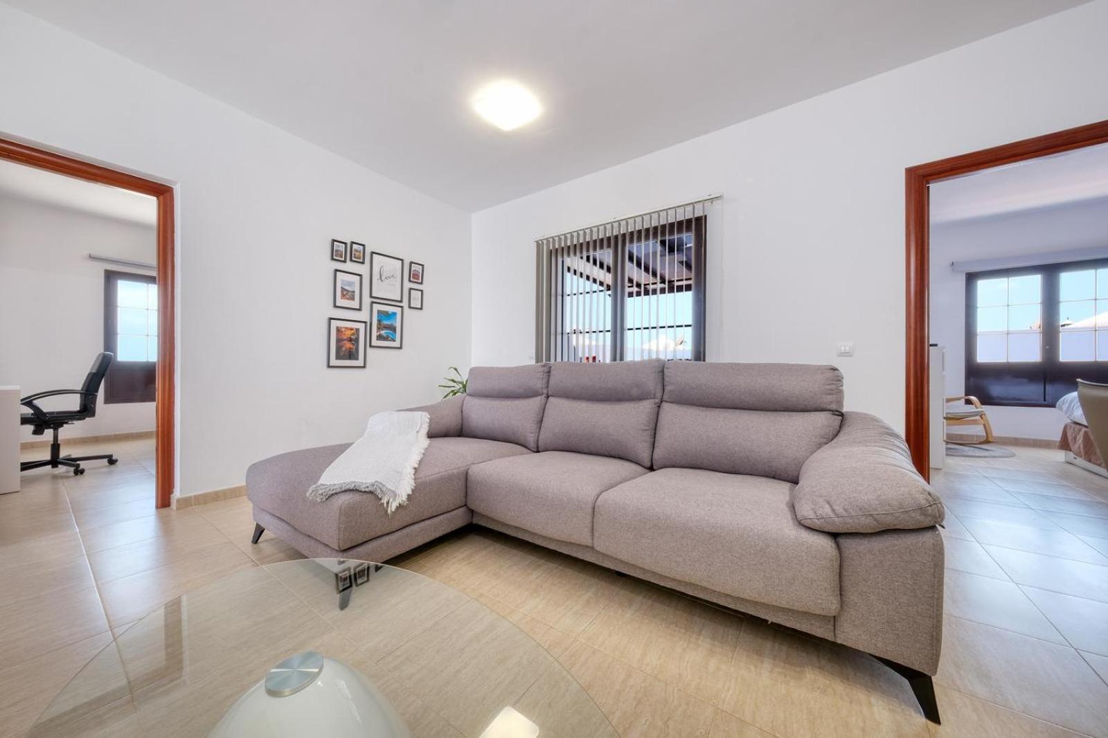 Dom wakacyjny Casa Yare, Shared Pool, Air-con, Fast Wifi *