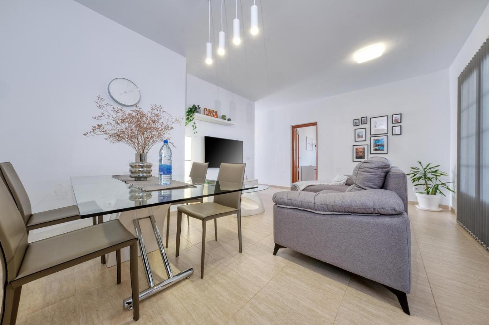 Holiday home Casa Yare, Shared Pool, Air-con, Fast Wifi Costa Teguise